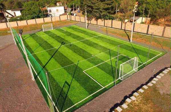 Vuelta a la canchita se hace esperar y propietarios de canchas sintéticas piden fijar fecha de habilitación