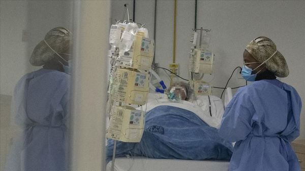 19 personas murieron por covid-19 y se contagiaron 932