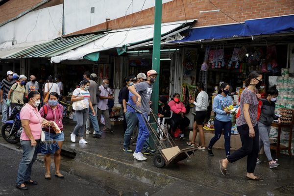 Venezuela acumula 844,1 % de inflación hasta septiembre, según el Banco Central - MarketData