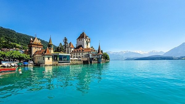 Crónica / Ofrecen platal por irte a vivir en las montañas