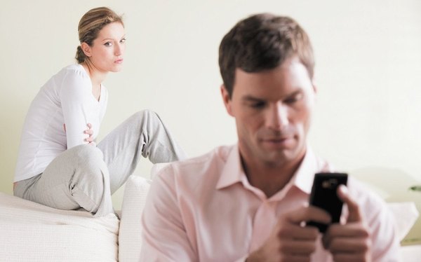 Crónica / “No me agrada que él tenga una buena relación con su exnovia”