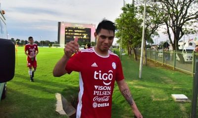 Arzamendia descartado para choque contra Perú por dar positivo al covid-19
