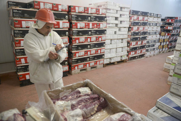 Argentina exportaría a China cerca de 870.000 toneladas de carne bovina en 2020