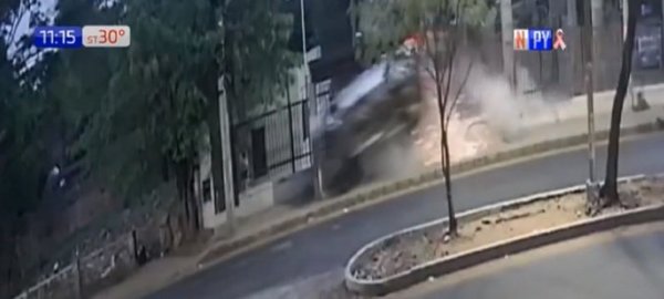 Cárcel para alcoholizada que arrolló a joven madre en parada de bus | Noticias Paraguay
