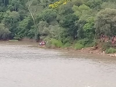 Hallan cuerpo de uno de los desaparecidos en río Monday