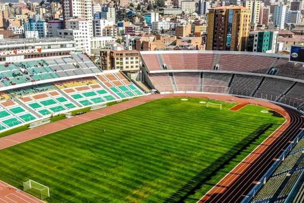 El miedo a un rebrote de COVID-19 deja sin público a Bolivia contra Argentina » Ñanduti