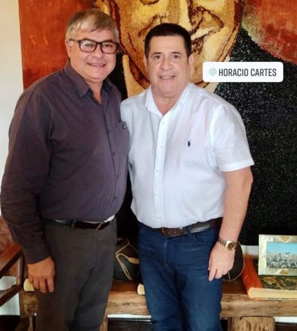 Digno Caballero pide “socorro” a Cartes, y concejales exhiben más pruebas de sus robos