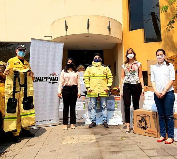 Cappro realiza donación al Cuerpo de Bomberos Voluntarios del Paraguay