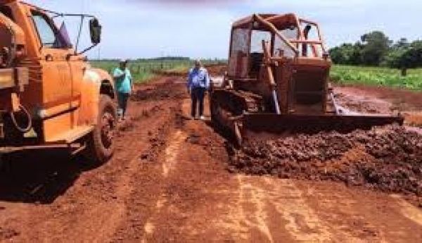 Solo un 11% de los caminos se pueden transitar a todo tiempo en Paraguay