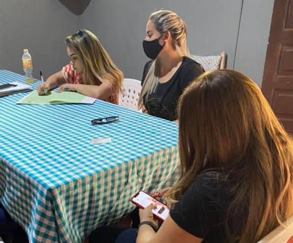 Joven logra acuerdo con dueña de salón de belleza y evita ir a prisión - ABC en el Este - ABC Color