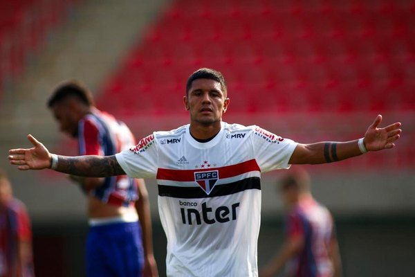 Antonio Galeano anotó un 'hat-trick' con el São Paulo
