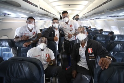 La selección peruana ya está en Paraguay