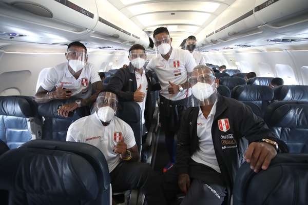 La selección peruana ya está en Paraguay