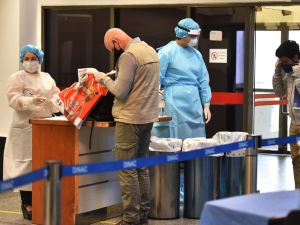 Indefinición oficial ante reclamo de aerolíneas para reabrir el Aeropuerto