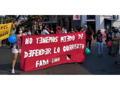 Aprobaron arancel cero que excluye a alumnos del privado