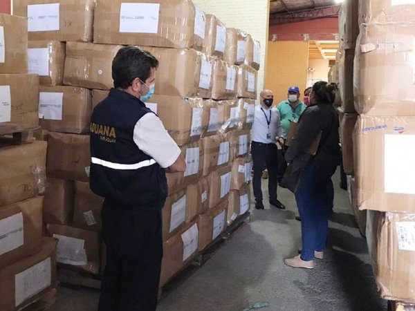 Llueven críticas a Salud ante mensaje de impunidad en las compras públicas