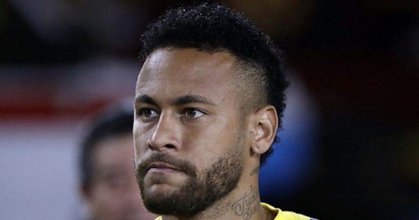 La Nación / Neymar es duda para debut