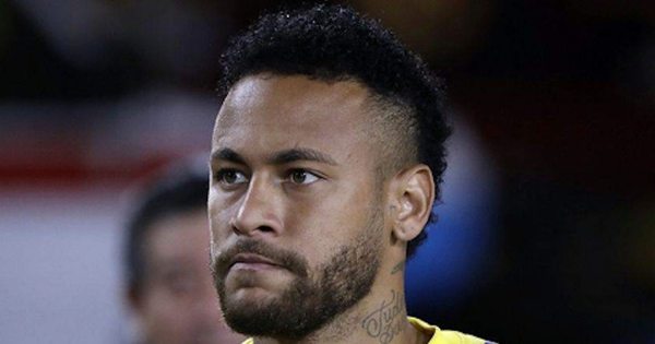 La Nación / Neymar es duda para debut