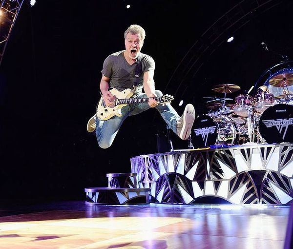 Despiden a Eddie van Halen, un guitarrista singular - Espectáculos - ABC Color