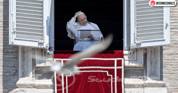 El Papa destaca «que el dinero debe servir y no gobernar»