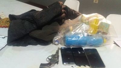 Cuatro detenidos tras asalto callejero - ABC en el Este - ABC Color