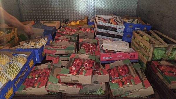 Incautan toneladas de frutas y verduras ingresadas del Brasil | OnLivePy