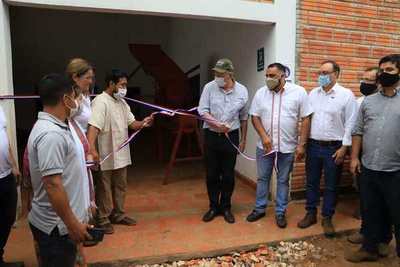 MAG inauguró secadero de yerba mate en comunidad aché Kuetuvy de Canindeyú
