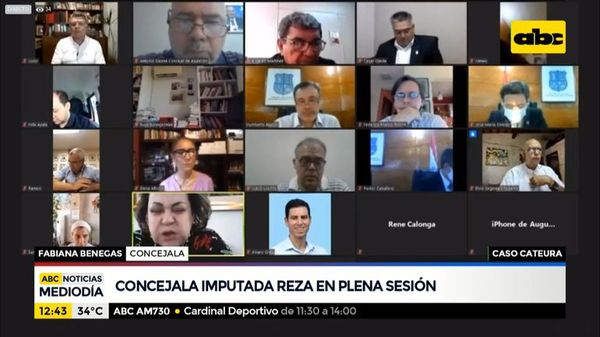 Concelaja imputada reza en plena sesión - ABC Noticias - ABC Color