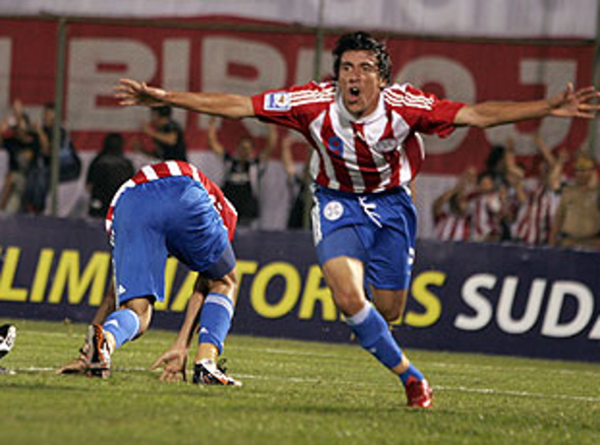 Mirá el gol compartido entre Tacuara Cardozo y Pájaro Benítez