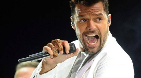 HOY / Ricky Martin lanza compañía centrada en técnica inmersiva de audio