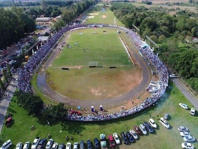 Repudian intención de transferir el Parque del Guairá a liga de fútbol