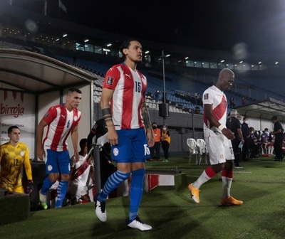 Empate con sabor a poco: Paraguay 2-2 Perú