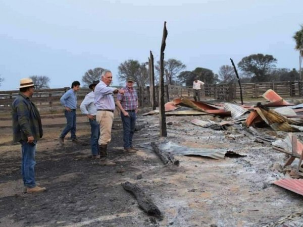 Fuego afectó unas 300.000 ha. de campos ganaderos en el Chaco