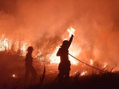 Reciben donaciones para bomberos forestales del interior - Nacionales - ABC Color