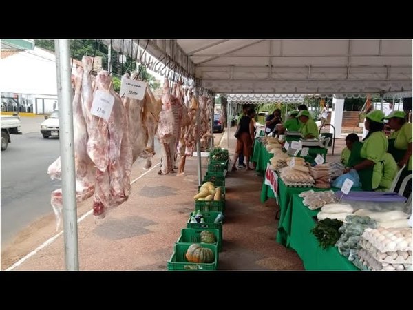 PROYECTAN FERIA DE PRODUCTOS DE LA AGRICULTURA FAMILIAR.