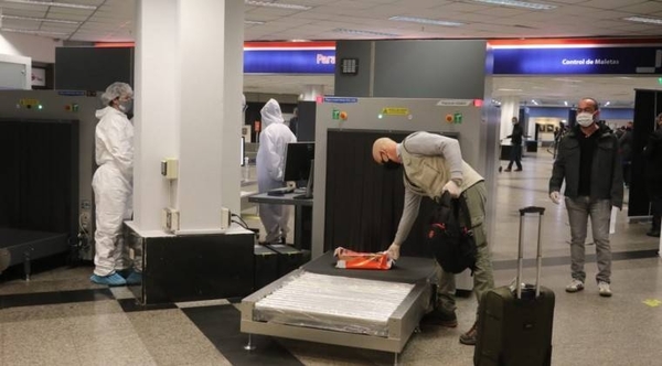 HOY / Agencias de viajes rechazan protocolo aéreo: “Es matarnos y mandar al basurero el 2021”