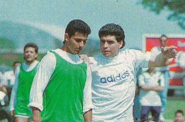26 años del debut de Maradona como DT | OnLivePy