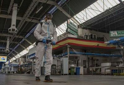 El gobierno español decreta estado de alarma en Madrid para frenar la pandemia
