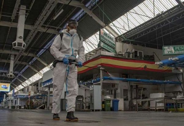 El gobierno español decreta estado de alarma en Madrid para frenar la pandemia