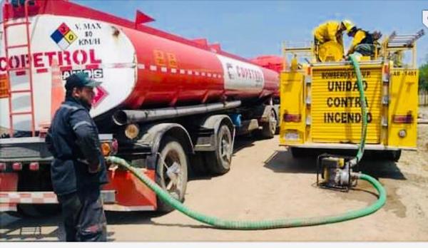 Copetrol pone camiones cisternas a disposición de la Secretaria de Emergencia Nacional para ayudar a combatir incendios en las zonas más afectadas del país