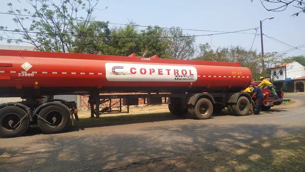 Copetrol pone a disposición camiones cisterna para ayudar a combatir incendios