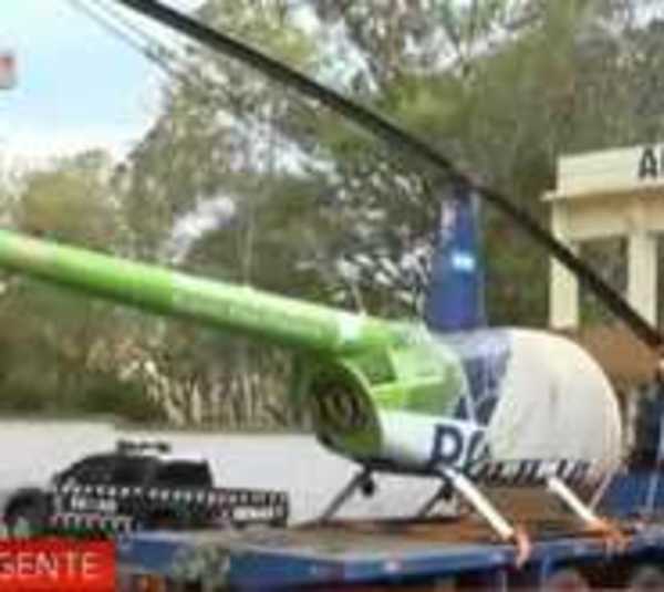 Helicóptero incautado fue trasladado hasta la Agrupación Especializada - Paraguay.com