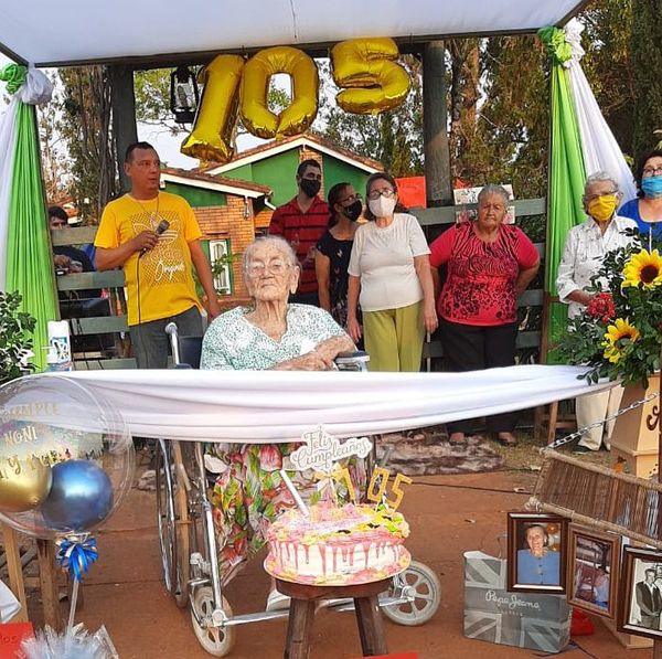 Una reliquia viviente cumple 105 años en Quyquyhó - Nacionales - ABC Color