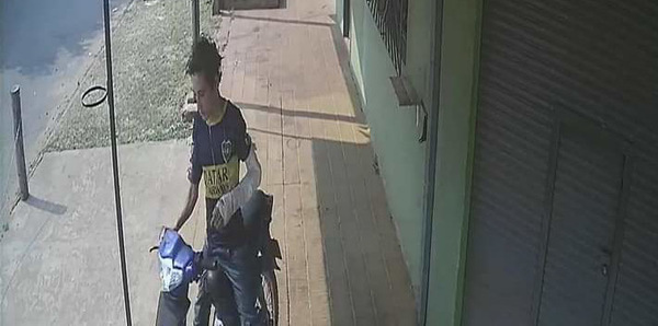 Roban la moto a un joven trabajador en Concepción