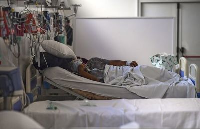 Argentina aísla 18 distritos para bajar ola de contagios de COVID-19 - Mundo - ABC Color