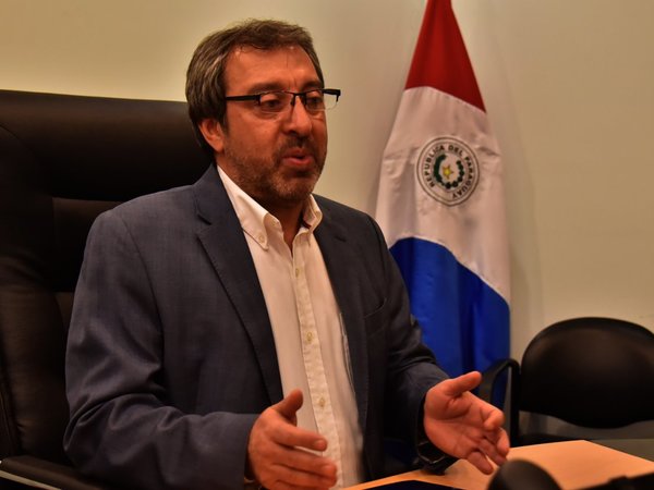AFD: Hay G. 150.000 millones para afectados por incendios
