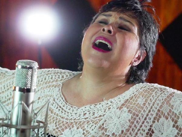 Lizza Bogado presenta Llegó el momento