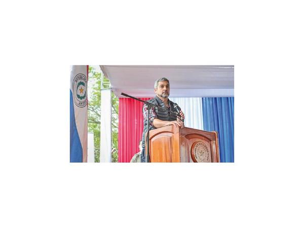 Marito se ufana de obras y se compara con Stroessner