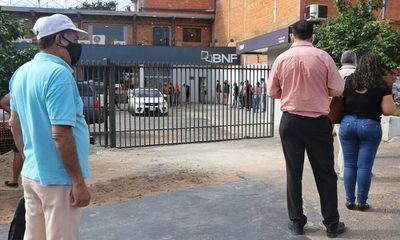 IPS no asegura pago de aguinaldos a trabajadores suspendidos