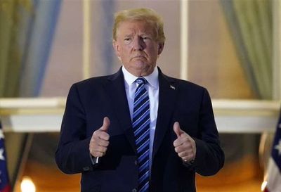 Trump retoma actos públicos pese a las dudas sobre su salud